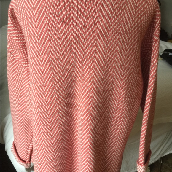 Beautiful Sweater Made in London Size 12 - Picture 2 of 7